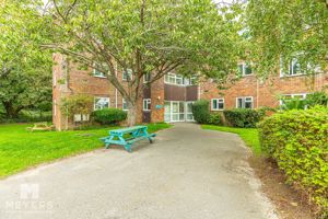 Photo 14- click for photo gallery